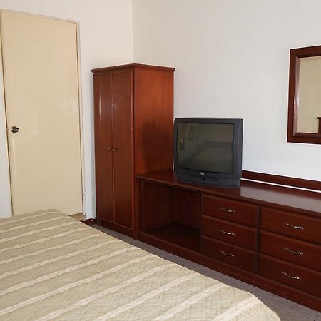 Maria Luisa Inn & Suites Juarez  Экстерьер фото