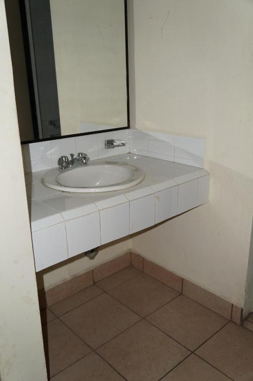 Maria Luisa Inn & Suites Juarez  Экстерьер фото