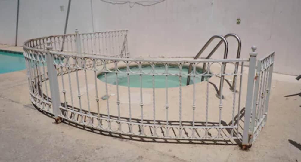 Maria Luisa Inn & Suites Juarez  Экстерьер фото